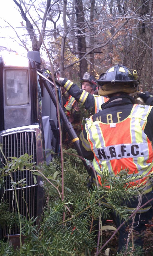 11/26/10 MVA with overturn SSPKWY WEST OF 231